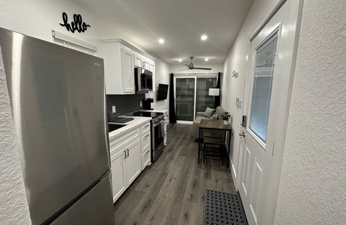 Sweeny Cottage | Cozy Shipping Container Home