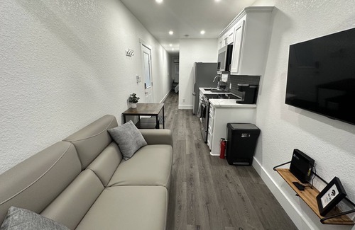 Sweeny Cottage | Cozy Shipping Container Home