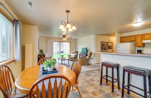 Buffalo Ridge Condo | Cozy Sioux Falls House - Walk to Park!