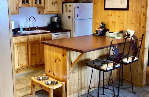 Boulder Ridge Condo | Cozy Ski Condo at Peak Eight