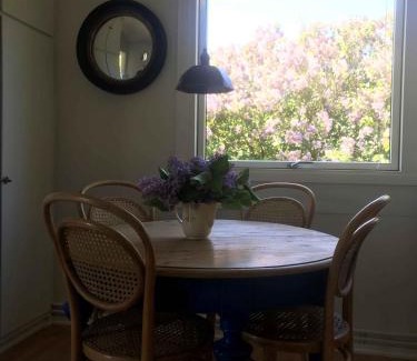 Nykobing Sjaelland House | Cozy Small Cottage In Nykøbing Sjælland