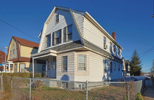 Hillside Apartment | Cozy Spacious 2-bedroom apartment in Hillside, NJ