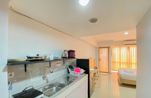 Jatinegara Apartment | Cozy Stay Studio Apartment At H Residence