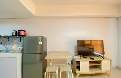Jatinegara Apartment | Cozy Stay Studio Apartment At H Residence