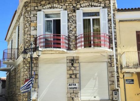Zakharo House | Cozy Stone House near Zacharo Beach - Authentic Greek stay
