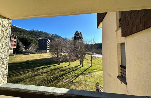 Correncon-en-Vercors Apartment | Cozy studio at the foot of slopes, south balcony, parking