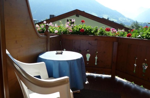 Mittersill Apartment | Cozy Studio Apartment in Mittersill near Ski Bus