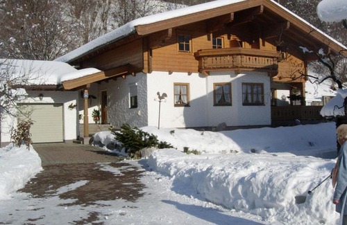 Mittersill Apartment | Cozy Studio Apartment in Mittersill near Ski Bus