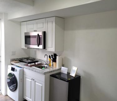 Forest City Apartment | Cozy studio apt