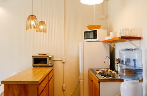 Laguna Apartment | Cozy Studio in the Heart of Santa Barbara's Historic District