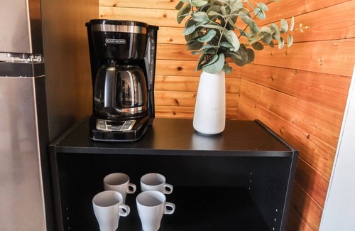 West Orange Apartment | Cozy studio with AC and WiFi in nice West Orange