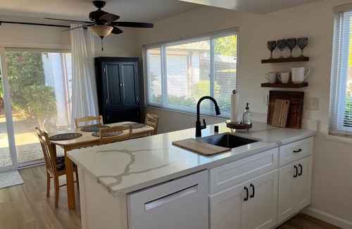 Livermore House | Cozy townhome with backyard retreat! Minutes to wineries and downtown.