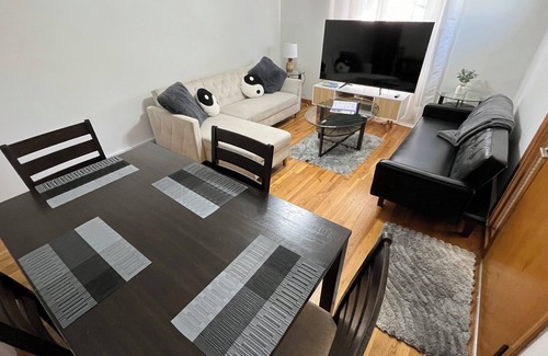 Merriam Villa | Cozy two bedroom Villa near downtown KC