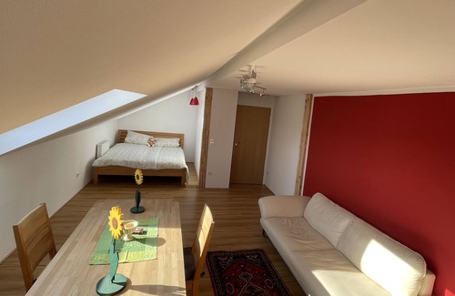 Bundenthal Apartment | Cozy vacation apartment "Schwalbennest" under the roof with garden access