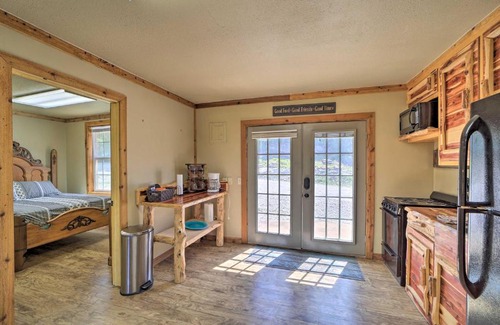 Vian House | Cozy Vian Cabin 1 Mi to Tenkiller State Park