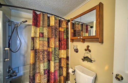Cotter House | Cozy Waterfront Cottage with Deck on White River!