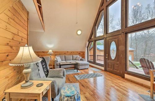 Adams House | Cozy Yatesville Lake Cabin Rental in Louisa!