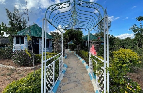 Machakos Apartment | Cozy1-bedroom with WIFI, Pool in enchanting Machakos 4