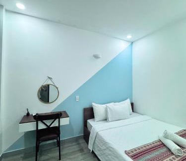 Bach Dang Riverside House | Crab Bui Vien Homestay