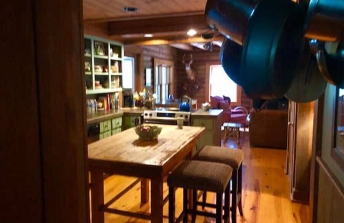 Tryon Cabin | Craftsman Style Log Cabin