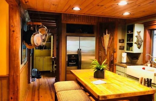 Tryon Cabin | Craftsman Style Log Cabin