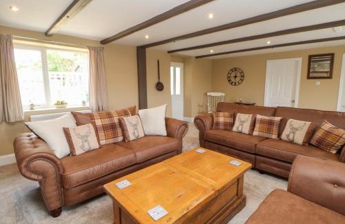 West Woodburn House | Crag View