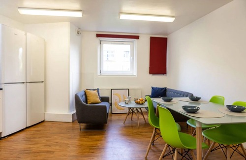 Bournemouth City Centre Apartment | Cranborne House