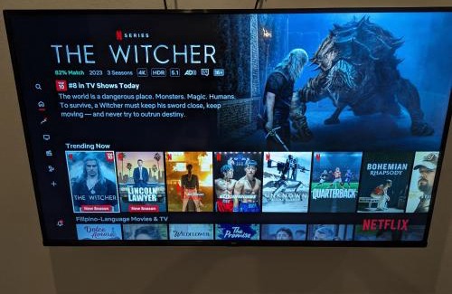 Basdiot House | Crazy Bears Guesthouse