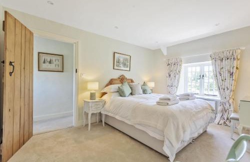 Cheselbourne House | Creaky Cottage
