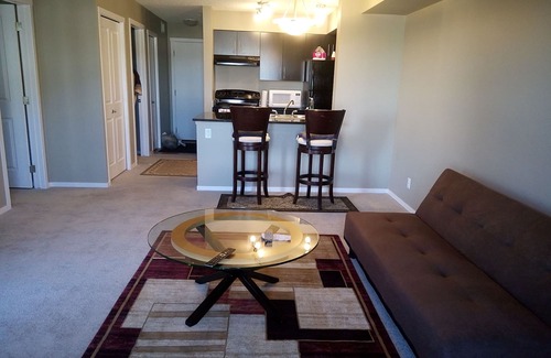 Southwest Edmonton Apartment | Creek Wood Landing