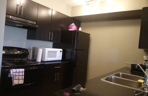 Southwest Edmonton Apartment | Creek Wood Landing