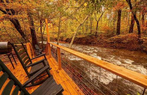 Rocky Grove House | Creekside - 7 Min to Park 20 Min to Gatlinburg