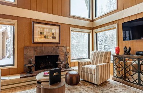 Sun Valley House | Creekside Condo 1296