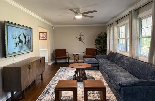 Columbus House | Creekside Escape – Spacious 5BR with Pool & BBQ