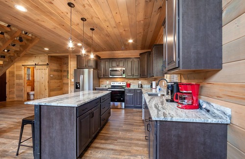 Chalet Village North Cabin | Creekside Manor Too 2 Bedroom Cabin by RedAwning