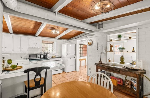 Sedona House | Creekside Retreat 47 2 Bedroom Home by RedAwning