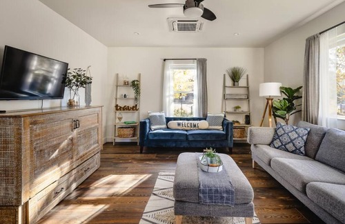 Grass Valley House | Creektown Cottages The Dogwood