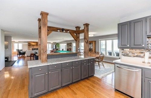 Creemore House | Creemore Country Estate With Pool/Tennis/Event Venue