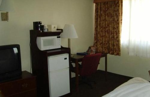 Bartlett Hotel | Crest Motel