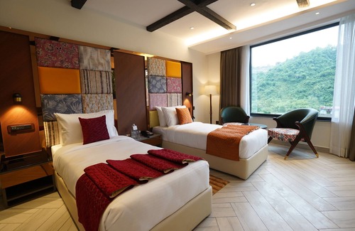 Bullawala Hotel | Crestorio Resort & Spa Dehradun