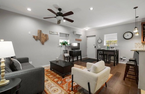 Dripping Springs House | Cricket Hill Ranch | Private Barndominium