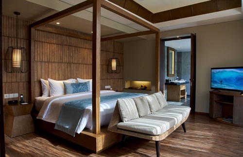 Jimbaran Hotel | Cross Bali Breakers