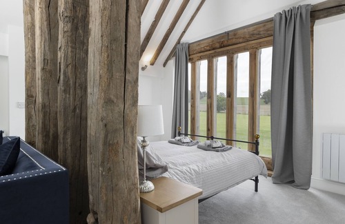 Bromsgrove Other | Crossbrook Farm is a stunning detached three bedroom property situated off its own private drive and