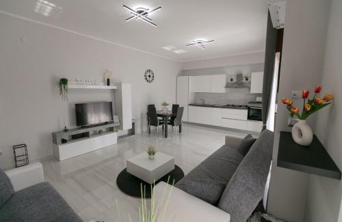 Crotone Apartment | [Crotone 5 Stelle] Free Parking, Netflix, Wi-Fi