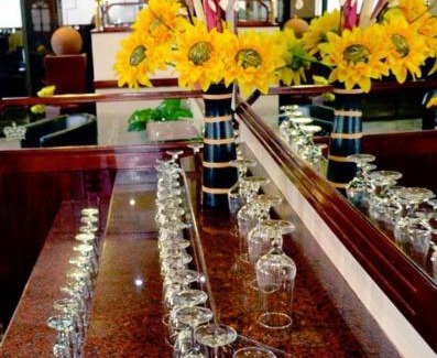 Ladysmith Hotel | Crown Hotel