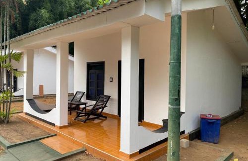 Pottuvil Division 2 House | Crown Majesty - Arugambay