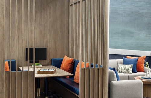 Northwest Hotel | Crowne Plaza Virginia Beach Town Center by IHG