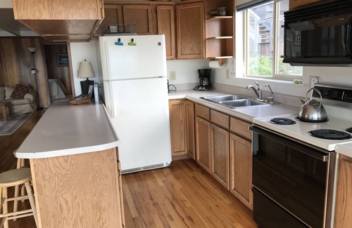 Trinidad House | Crows Nest, on the Bluff over Trinidad Bay, amazing views!