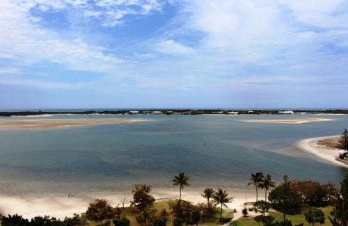 Labrador Apartment | Crystal Bay On The Broadwater