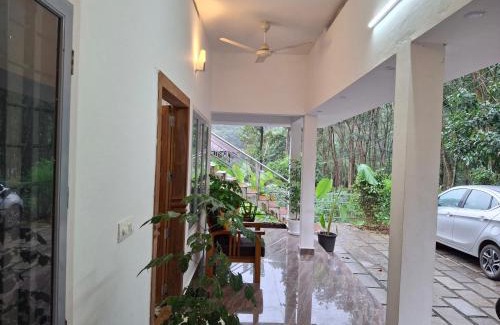 Devikolam House | Crystal Riverview Homestay